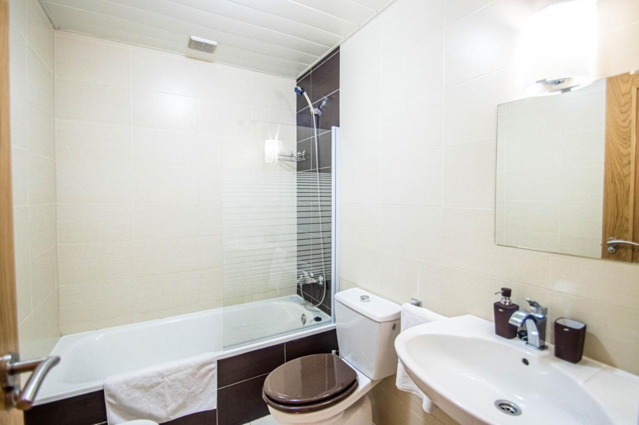Serrallo Apartment Huétor Vega Екстериор снимка